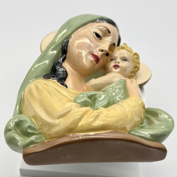 Vintage Chalkware Madonna And Child Wall Hanging Mary and Christ Child - Picture 4 of 6